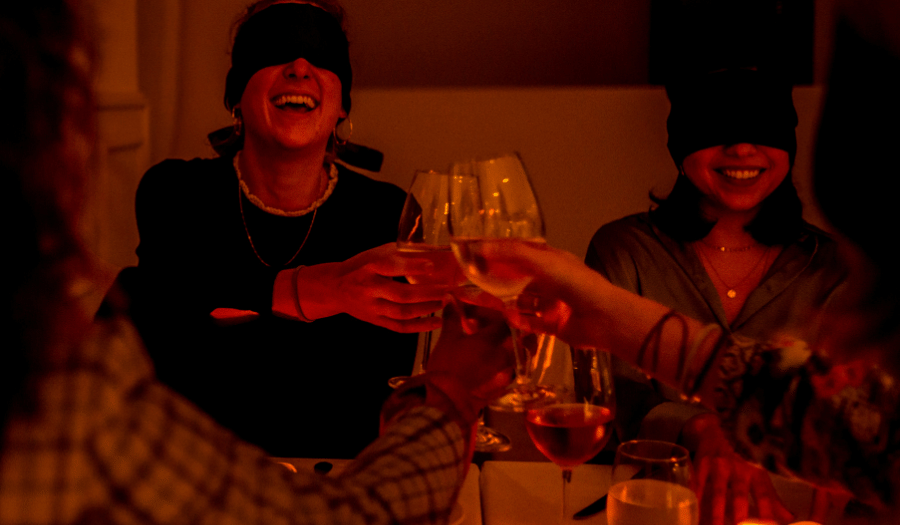 dining in the dark team building idea